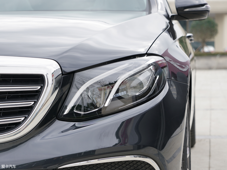 2018YE E 200L 4MATIC