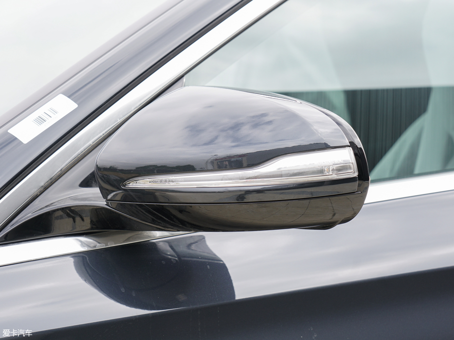 2018��YE�� E 200L 4MATIC