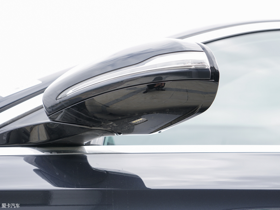 2018YE E 200L 4MATIC