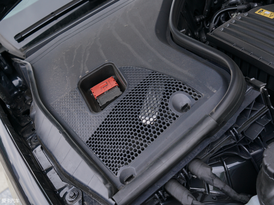 2018YE E 200L 4MATIC