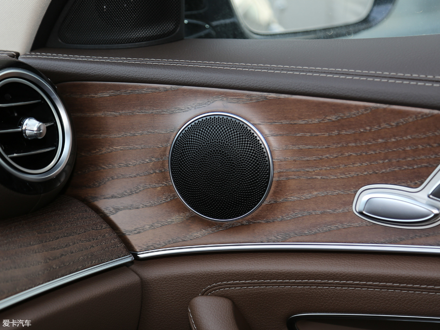 2018YE Ŀ E 200 L