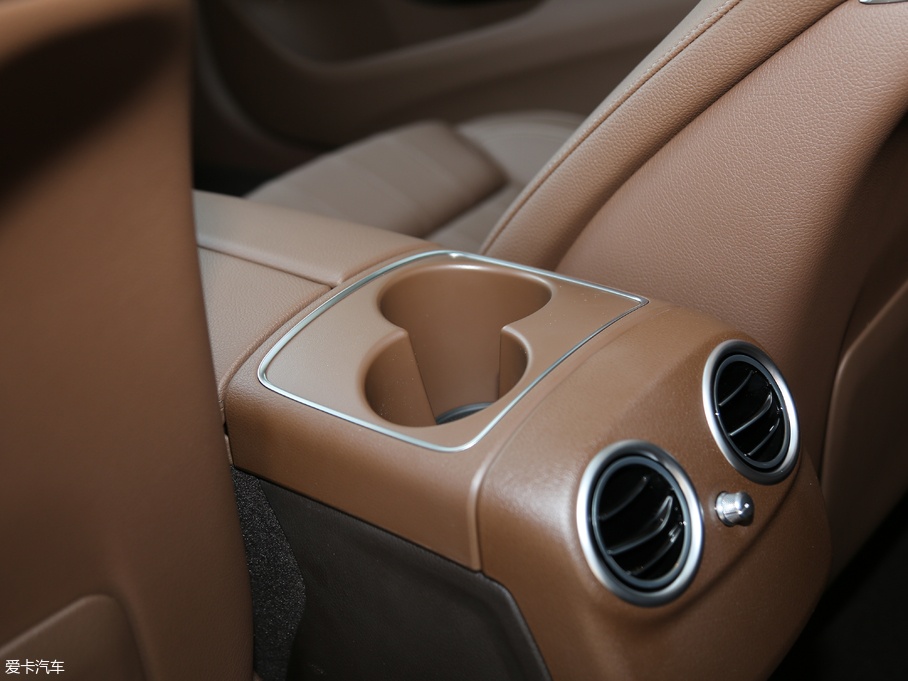 2018YE Ŀ E 200 L