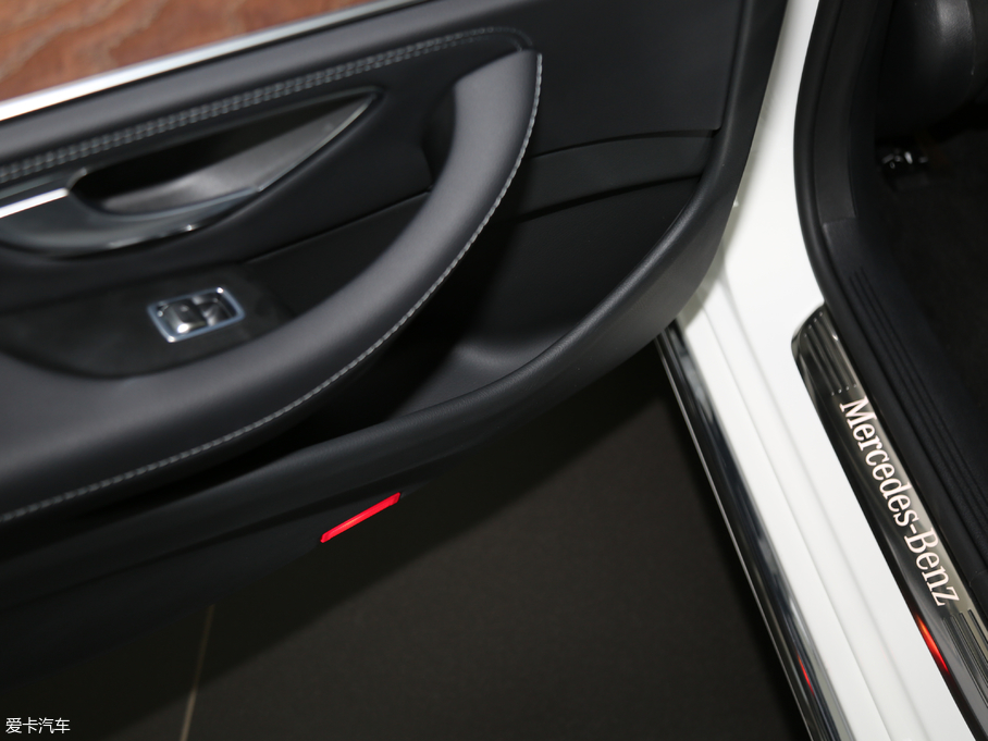 2018YE(j) Ŀ E 200 L