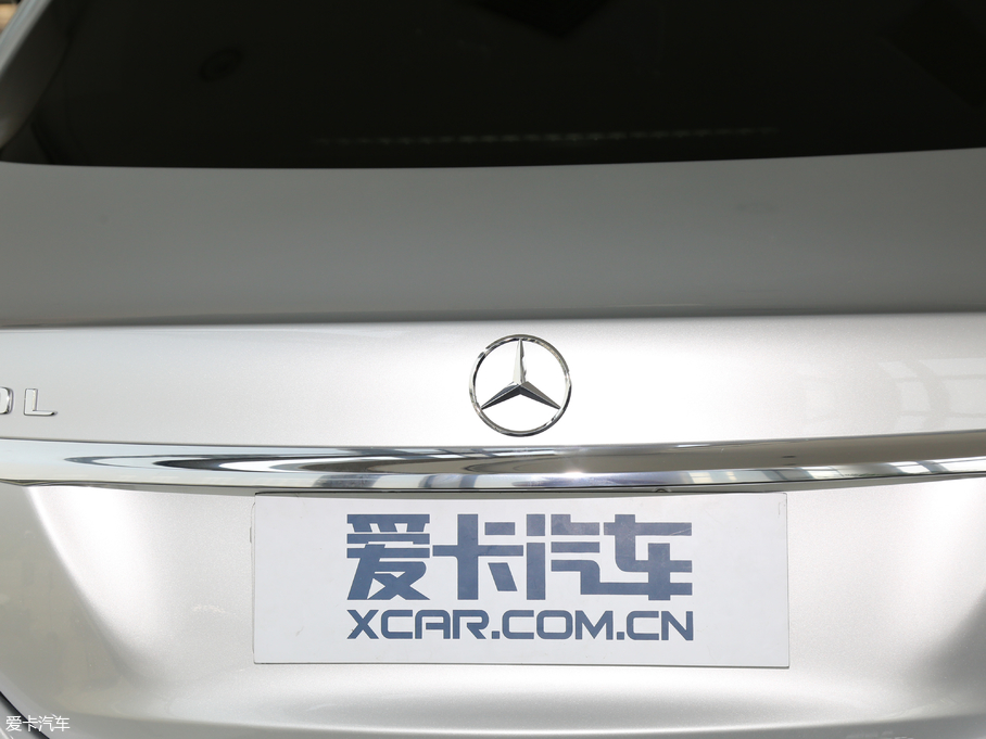 2018YE Ŀ E 200 L \