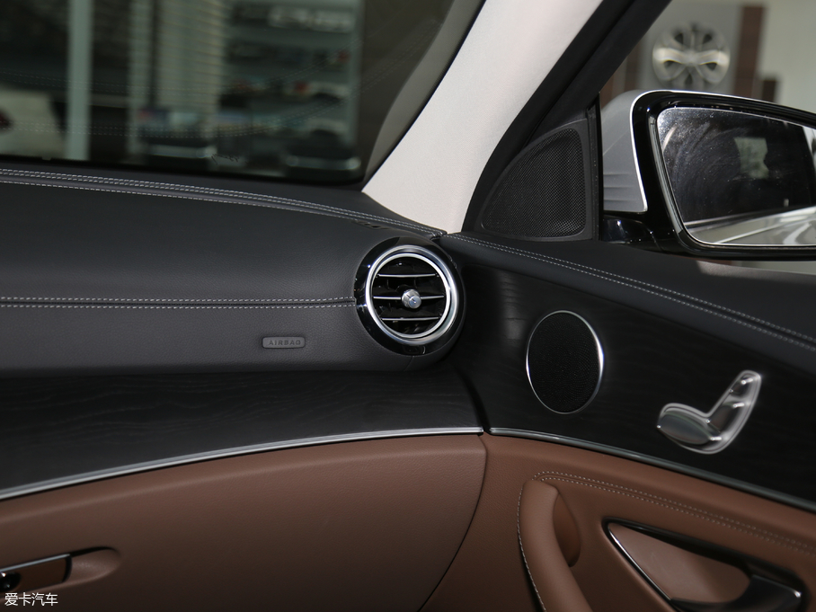 2018YE Ŀ E 200 L \