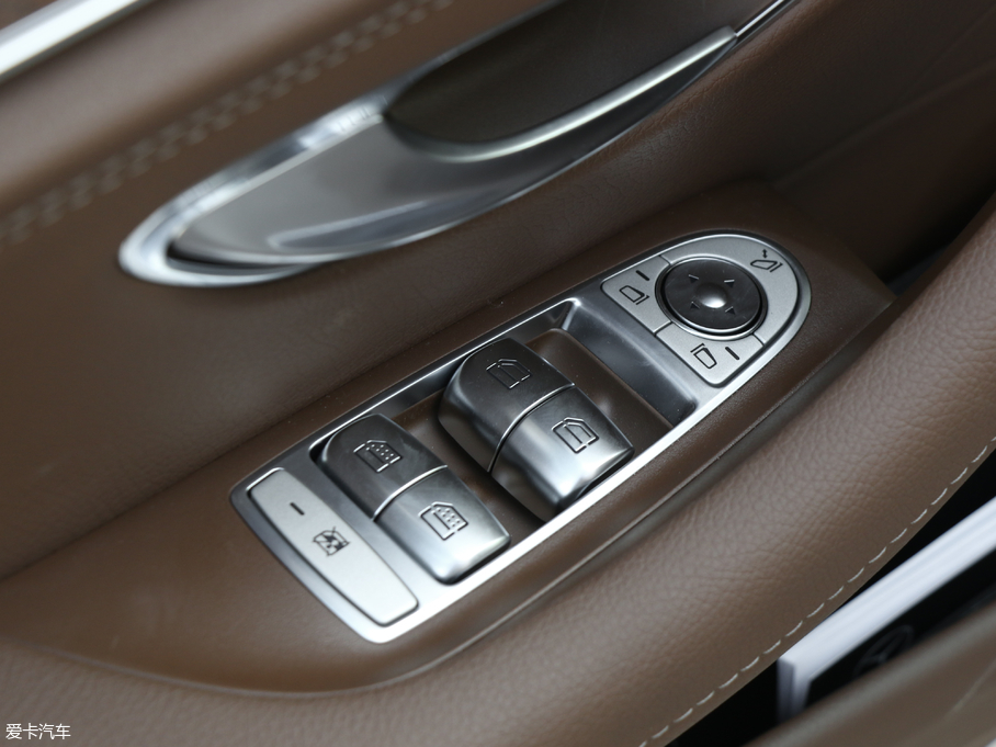 2018YE(j) Ŀ E 300 L A