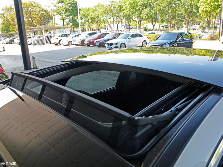 2018YE(j) Ŀ E 300 L \(yn)(dng)A