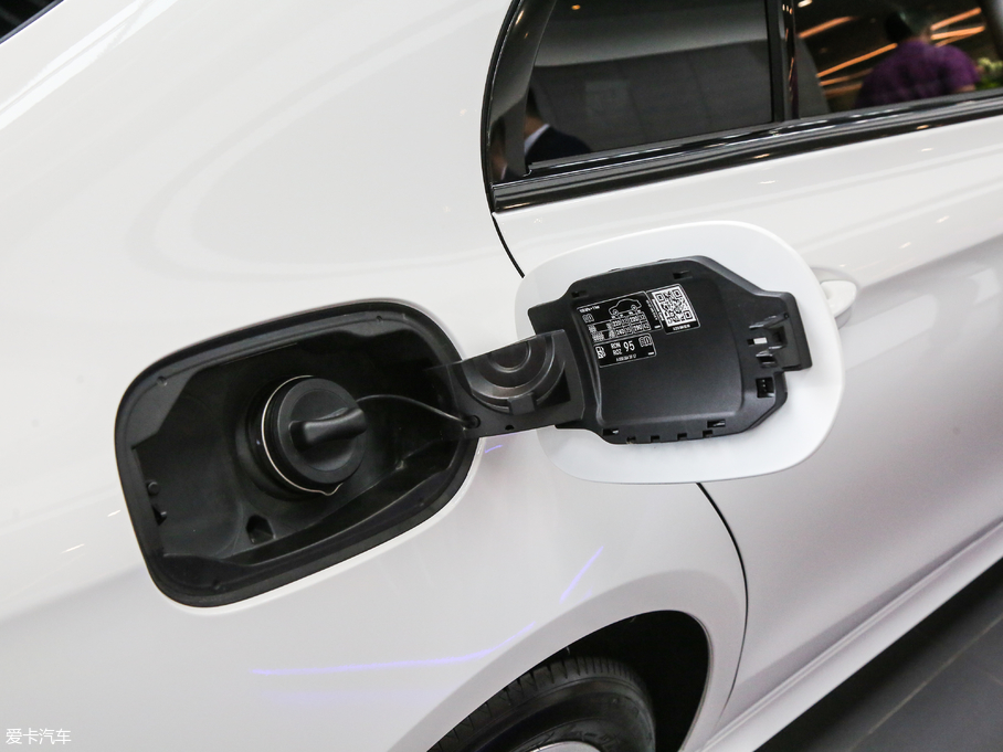 2018YE E 200 \(yn)Ӱ