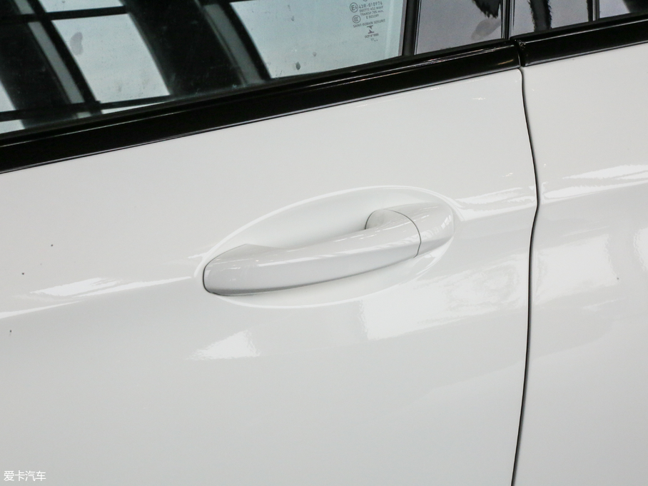 2018YE E 200 \(yn)(dng)