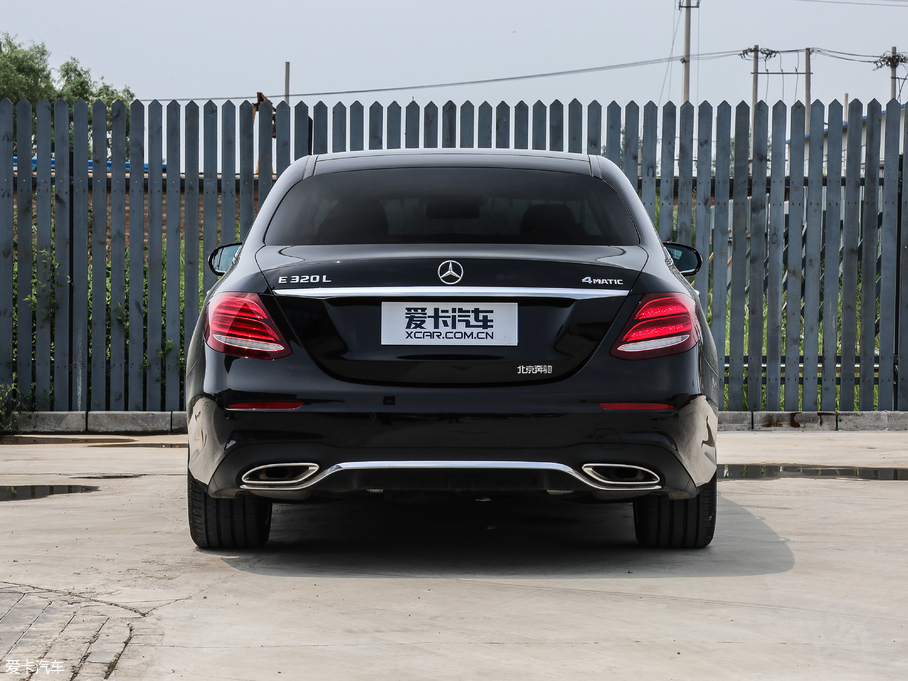 2018YE Ŀ E 320 L \ 4MATIC
