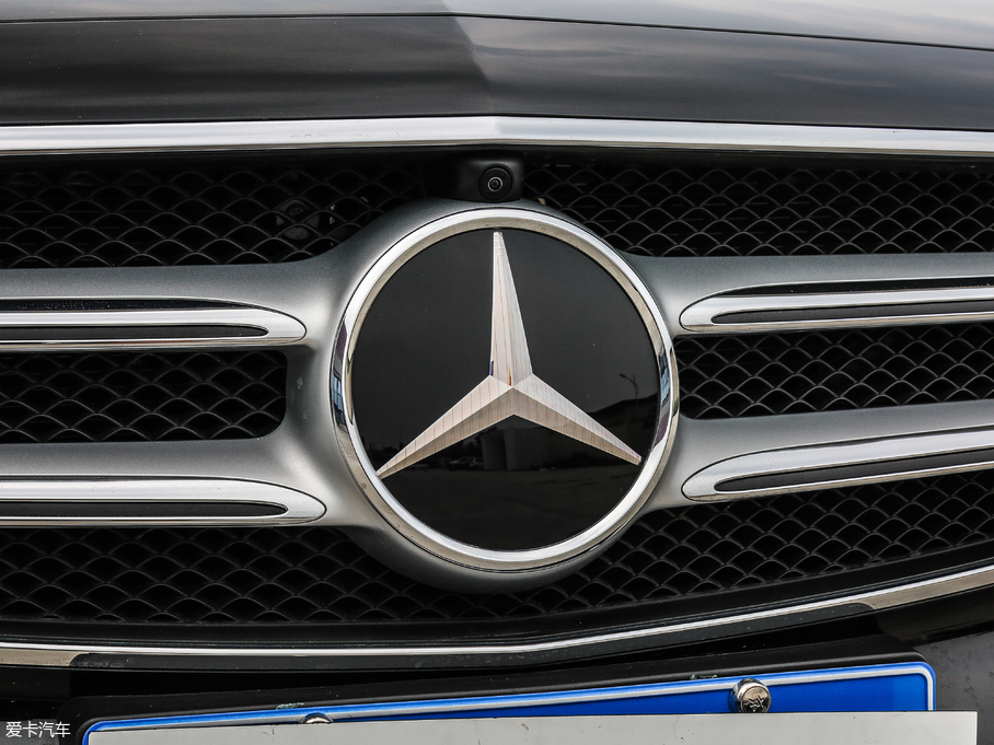 2018YE Ŀ E 320 L \ 4MATIC