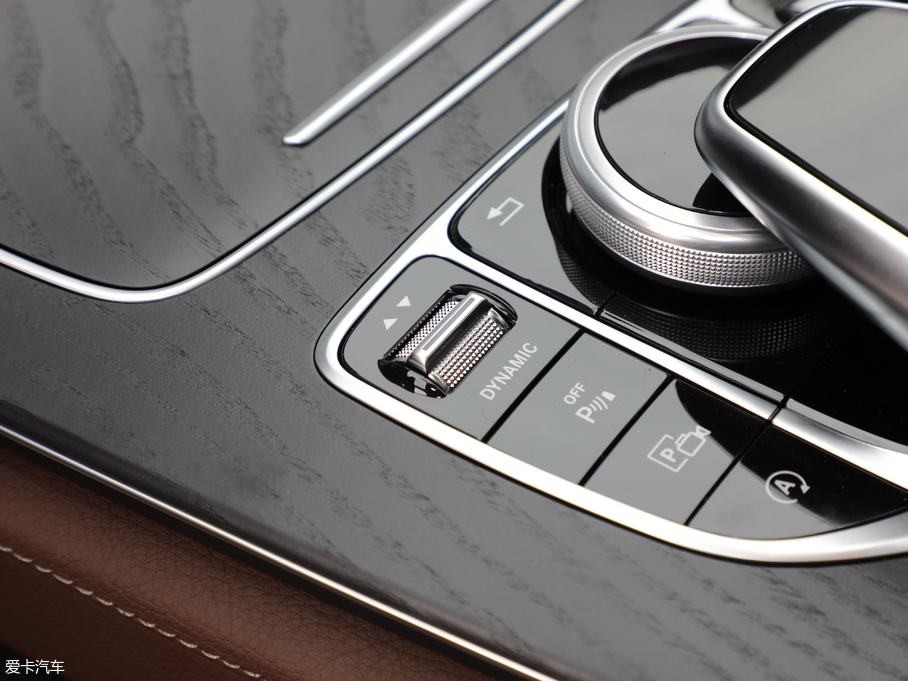 2018YE Ŀ E 200 L 4MATIC \