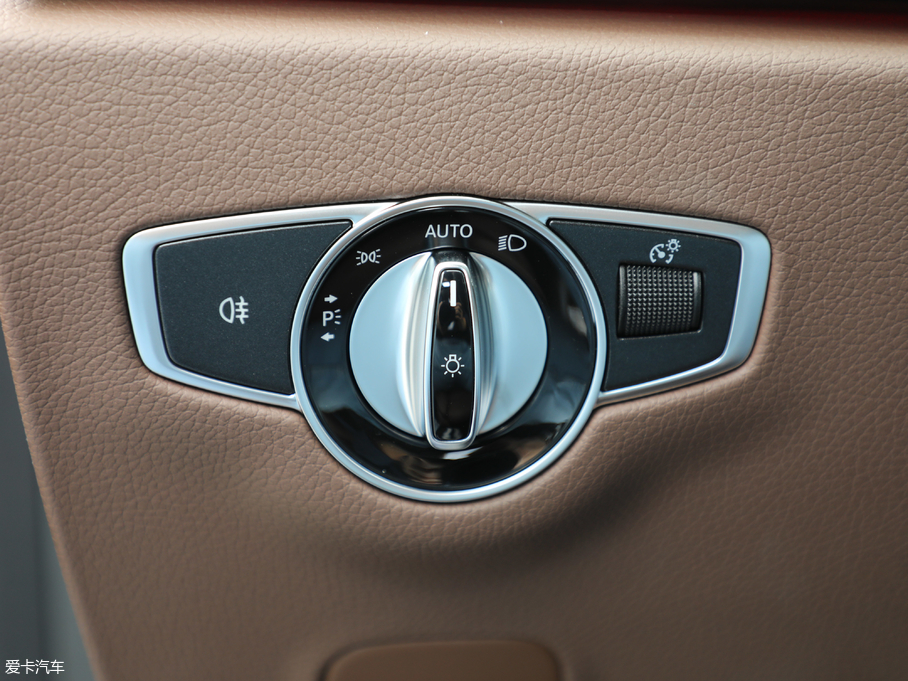 2018YE Ŀ E 200 L 4MATIC \