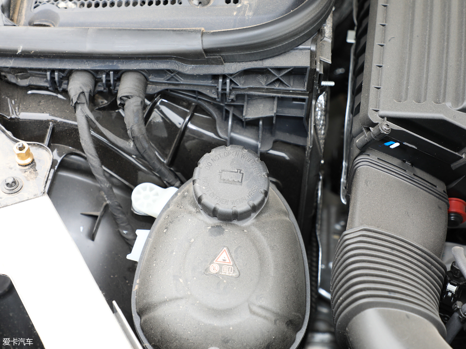 2018YE Ŀ E 200 L 4MATIC \