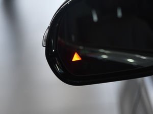 2018E 320L 4MATIC (x)(ji)^