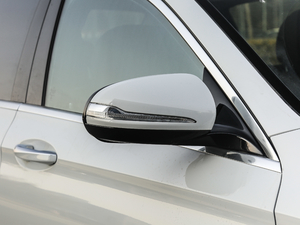 2018E 200L 4MATIC \ ^