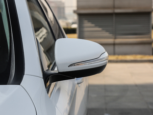 2018E 200L 4MATIC \ ҕR