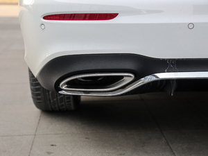 2018E 200L 4MATIC \ ^