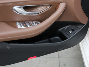 2018E 200L 4MATIC \ ǰTg