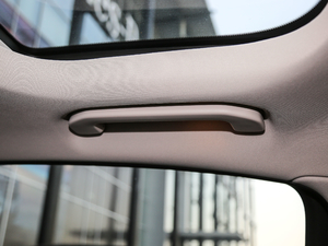 2018E 200L 4MATIC \ g