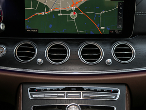 2018E 200L 4MATIC \ {L