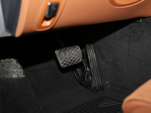 2018E 200 \Ӱ п؅^(q)