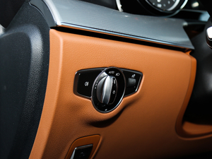 2018E 200 \Ӱ п؅^(q)