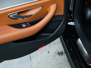 2018E 200 \Ӱ п؅^(q)