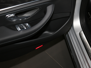 2018E 200L \(yn) ǰTg