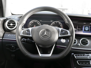 2018E 300L \(yn)ӺA P