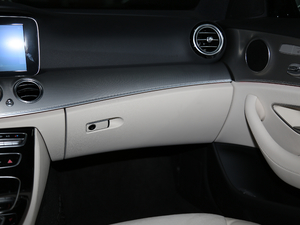 2018E 300 \(yn)(dng) g