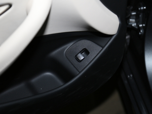 2018E 300 \ п؅^(q)