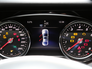 2018E 300 \ п؅^(q)