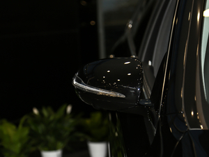 2018E 320L 4MATIC \ (ji)^