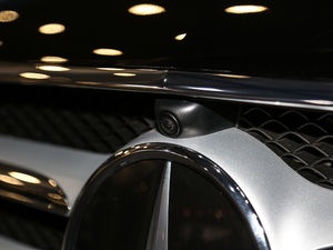 2018E 320L 4MATIC \ (ji)^