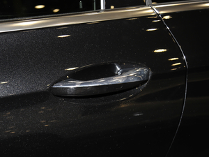 2018E 320L 4MATIC \ (ji)^