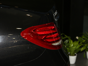 2018E 320L 4MATIC \ (ji)^