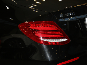 2018E 320L 4MATIC \ (ji)^