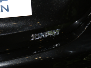 2018E 320L 4MATIC \ (ji)^