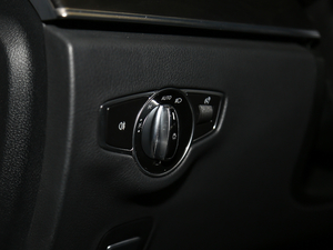 2018E 320L 4MATIC \ g