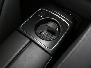 2018E 320L 4MATIC \(yn)(dng) g