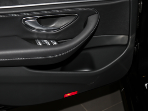 2018E 320L 4MATIC \(yn)(dng) g