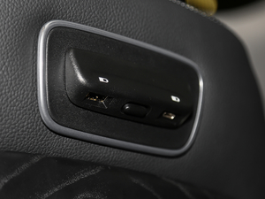 2018E 320L 4MATIC \(yn)(dng) g