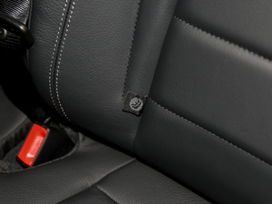 2018E 320L 4MATIC \(yn)(dng) g