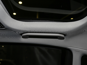 2018E 320L 4MATIC \ g