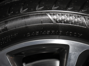 2018E 200L 4MATIC ݆̥ߴ