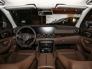2018E 200L 4MATIC (ni)ȫ