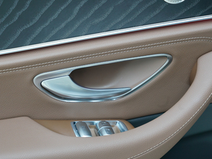 2018E 200L 4MATIC \ g