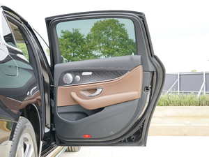 2018E 200L 4MATIC \ g