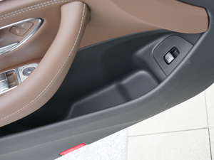 2018E 300L \ӕr ǰTg